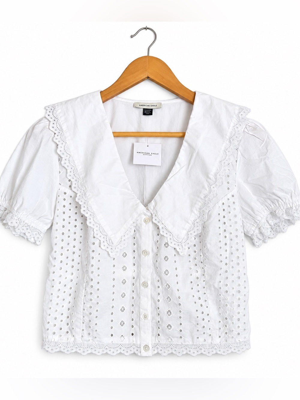 American Eagle XS White Short Sleeve eyelet prairie crop lace portrait blouse